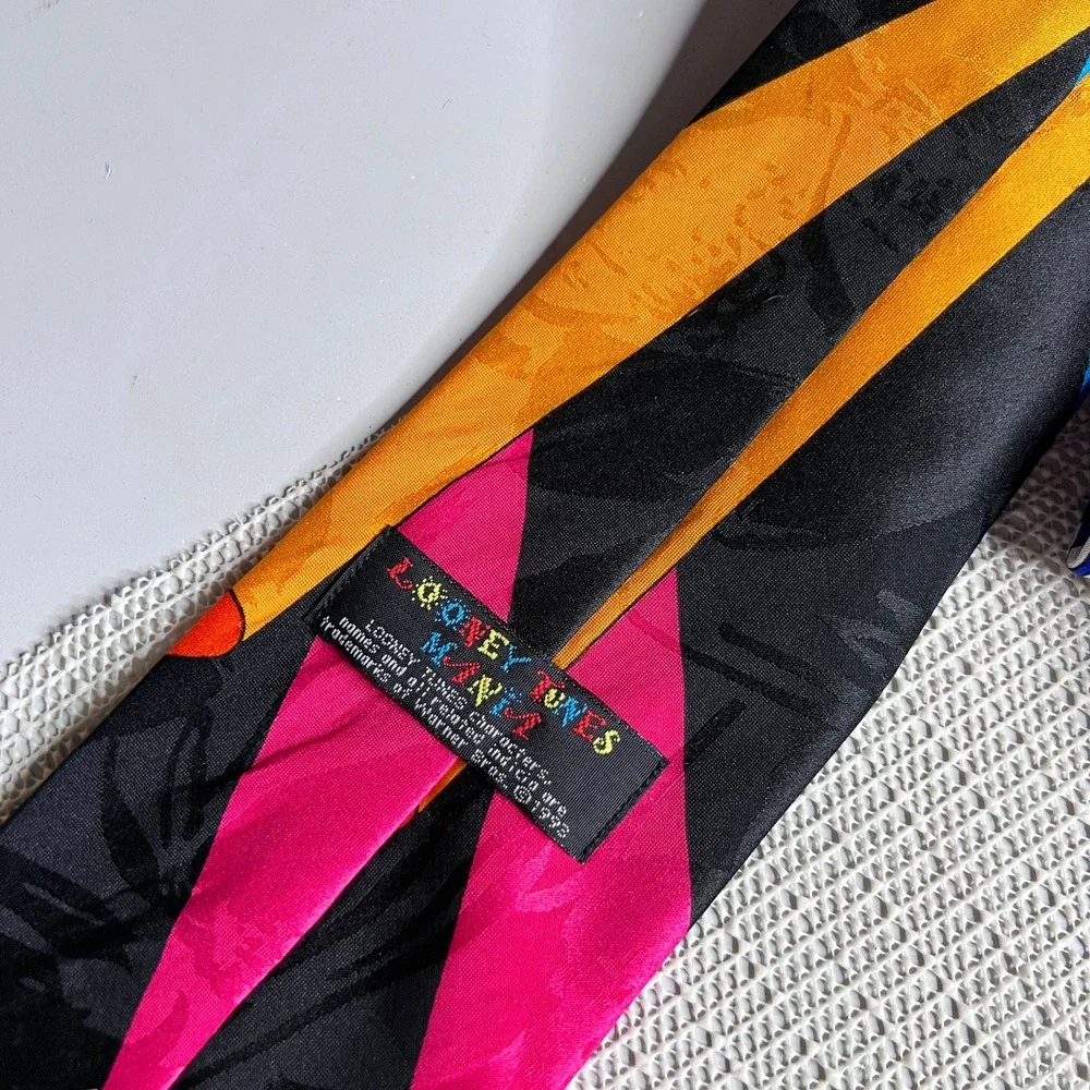 Vintage 1993 Looney Tunes Mania Tie Bugs‎ Bunny Daffy Duck Taz Sylvester 90s